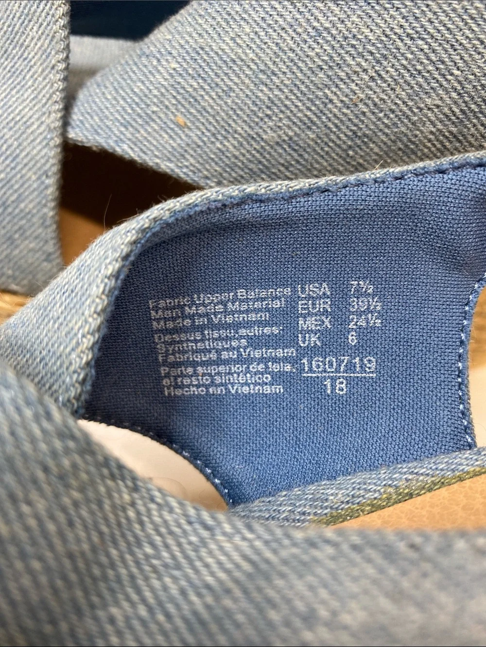American Eagle Outfitters Denim Blue Espadrille Wedge Sandals Size 7.5